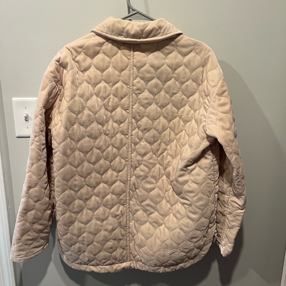 Quilted Jacket - Picture 2 of 4